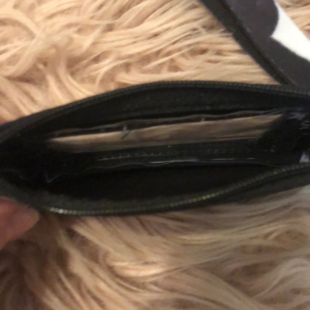 Hand wallet! - Picture 3 of 3